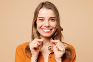 Cómo se ve la ortodoncia invisible: fotos, estética y comodidad